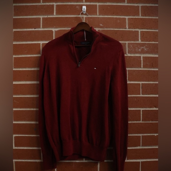 Tommy Hilfiger Red Quarter-Zip Sweater Men’s Large - Picture 1 of 3